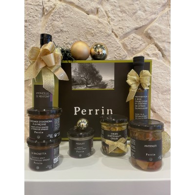 boîte à chapeau composée de 8 produits autour des saveurs nicoises