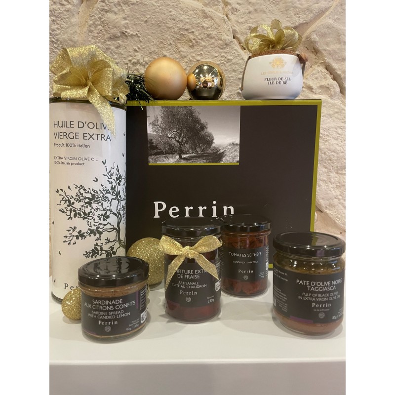 elegant basket for delicatessen